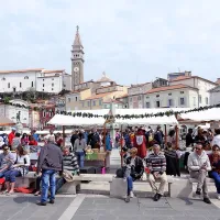 Sv. Jurij je  obvaroval praznik pred dežjem