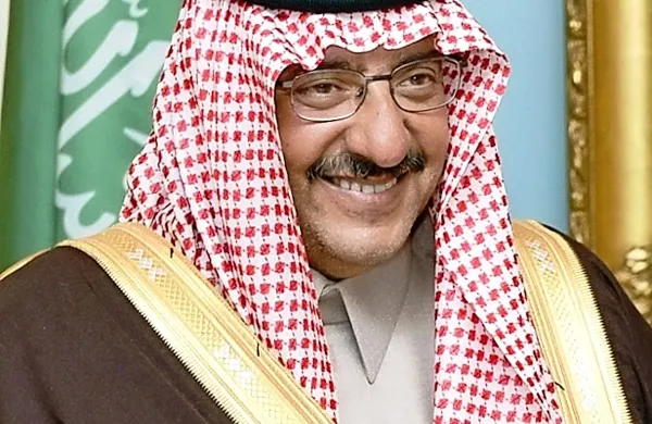 Savdski kralj Salman je danes v okviru pomembnih sprememb v vladi imenoval novo generacijo svojih naslednikov. 
Nečaka, vplivnega notranjega ministra, princa Mohameda 
bin Najefa (na fotografiji)  je imenoval za prestolonaslednika.
