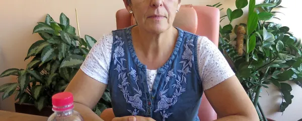 Lidija Jerkič: “Res smo  polni razočaranj, ukrenil 
pa ni nihče nič. Razvili smo celo zavest, da si 
neumen, če ne kradeš, in si imel smolo, če nisi bil 
pri koritu. Tajkunske zgodbe so končane. Peščica je 
ali pa še bo odgovarjala, veliko več se jih je 
izvleklo. Mi pa le počasi dojemamo, da delati ni 
sramotno.”