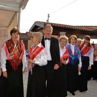 Slovenski pevski zbor Zagreb je  zapel v Gropadi.
