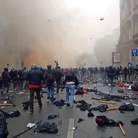 V Milanu ob Expu izbruhnili nasilni protesti