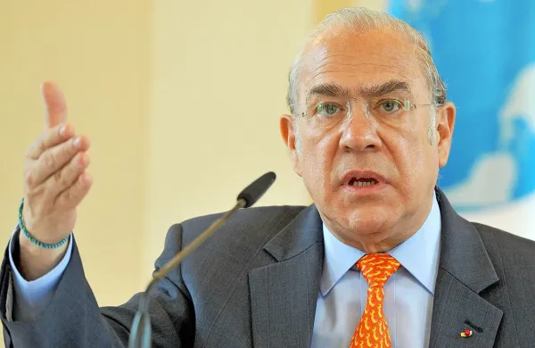 Generalni sekretar Organizacije za ekonomsko sodelovanje 
in razvoj Angel Gurria je  ocenil, da je Slovenija v minulih letih 
naredila “impresiven napredek”, vendar  je pred njo  še veliko 
dela.