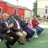 Otvoritve praznika so se udeležili tudi (z leve) Bruno Fonda, 
piranski podžupan, pripadnik italijanske narodne skupnosti, 
župan Peter Bossman, Jadran Furlanič, direktor Turističnega 
združenja Portorož, organiziral pa ga je Robert Titan.