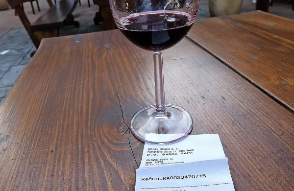 Kupci bodo morali po novem zakonu hraniti račune, dokler ne 
bodo zapustili trgovine ali lokala 