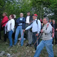 Mesec: Slavje s priokusom