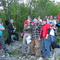 Mesec: Slavje s priokusom