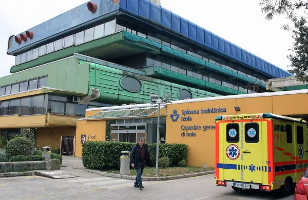 Tudi po zadnji, četrtkovi seji sveta izolske bolnišnice še vedno 
ni uradno znano, kdo vse se je prijavil na razpis za direktorja.