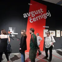Razstava bo v zagrebškem Muzeju sodobne umetnosti na 
ogled do 26. julija.