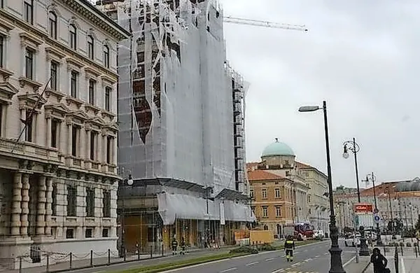 Primorski dnevnik, edini dnevnik slovenske skupnosti v Italiji, 
bo v sredo obeležil 70. obletnico in ob tej priložnosti so 
njegovi predstavniki danes obiskali Ljubljano.