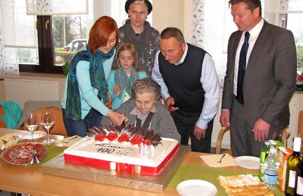 100. rojstni dan Lazarije Jurinčič