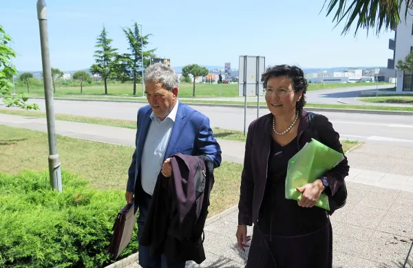 Gordano Živčec Kalan zdaj zastopa  odvetnik Aleksander 
Lisjak.  