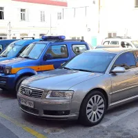 Piranski župan se pelje v dvanajst let starem audiju, vendar 
bo kmalu dobil nov avto.