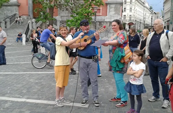 Ksenija Jus in Jani Kovačič na predvčerajšnjem nastopu v 
Ljubljani. 