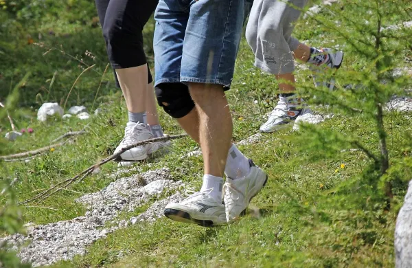 Zdrav življenjski slog, ki vsebuje redno rekreacijo in ohranjanje primerne teže, bolezen lahko prepreči. 