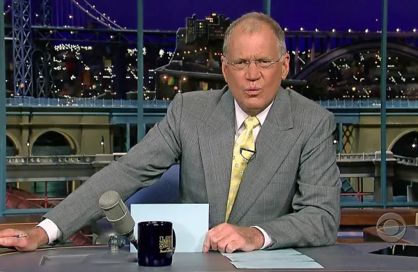 Kralj pogovornih oddaj ameriške televizije, 68-letni David 
Letterman bo drevi zadnjič po 33 letih vodil svoj večerni šov 
- Late Show With David Letterman.