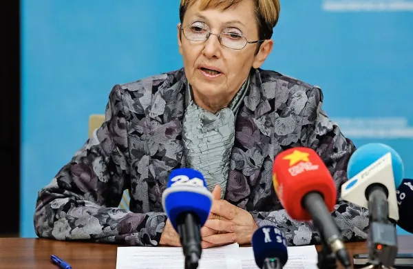 Ministrica za zdravje Milojka Kolar Celarc