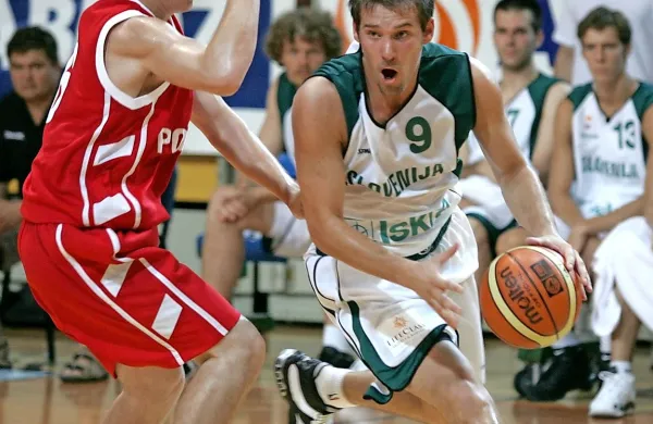 Redko priložnost videti Bena Udriha v dresu reprezentance 
so imeli leta 2006 tudi koprski ljubitelji košarke.