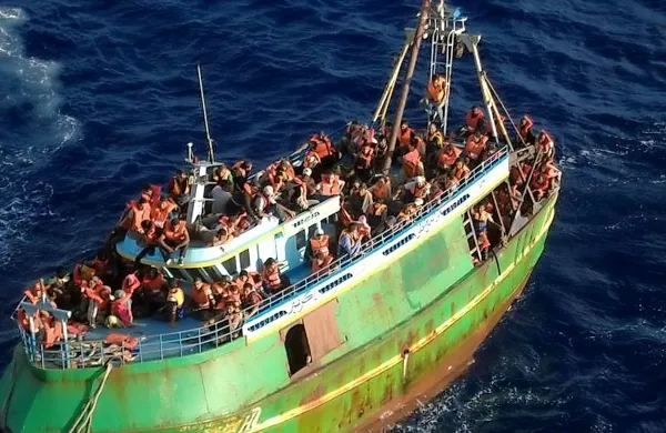 Agencija EU za zunanje meje Frontex širi svojo misijo Triton, 
namenjeno iskanju in reševanju migrantov v Sredozemskem 
morju.