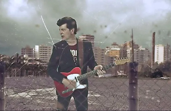 Mariborski upokojenci so medse povabili  srbsko rock zasedbo Bajaga i instruktori.