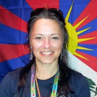 Mina Pečaver: “Realno gledano za Tibet ne 
moremo narediti veliko.  Največ pomagamo 
tibetanskim beguncem v Indiji.”