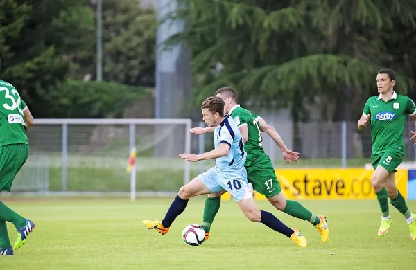 Pred zadnjim, 36. krogom Prve lige Telekom Slovenije je bilo 
odprto le še eno vprašanje: ali si lahko Gorica zagotovi osmo 
mesto in s tem neposreden obstanek med slovensko nogometno elito. Svoje delo je opravila z odliko.