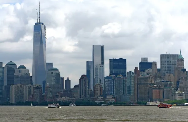 Prevaranti turistom v New Yorku zaračunavajo storitve, ki so zastonj