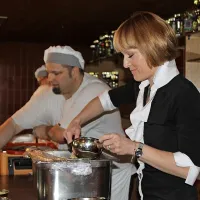 Za obrok bodo uporabniki plačali evro, razliko do polne cene 
bo pokrila občina.