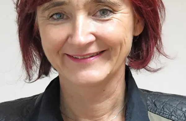 Županja na več stolčkih