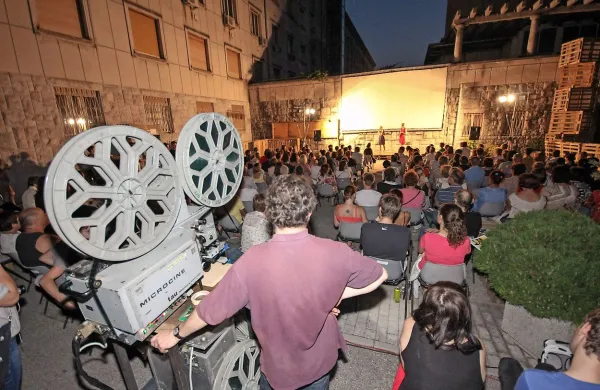 Eden od magnetov bo zagotovo spet letni kino, ki je bil vedno 
zelo dobro obiskan, za letos napovedujejo tudi prijetno 
presenečenje. 