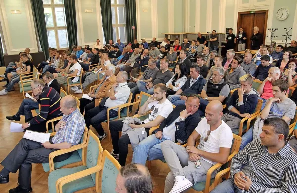  Usoda Parme še vedno visi na nitki, s tem pa tudi terjatve ND 
Gorica. 