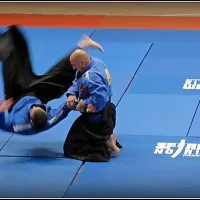 Društvo borilnih veščin Ju-Jitsu Obala je ob svoji deseti 
obletnici delovanja konec tedna v koprski Areni Bonifika 
izvedlo prvi Festival borilnih veščin v slovenski Istri.