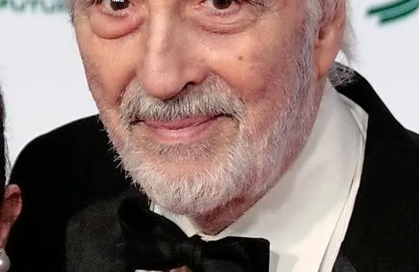 Christopher Lee je igral v 266 filmih, kar je svetovni rekord.