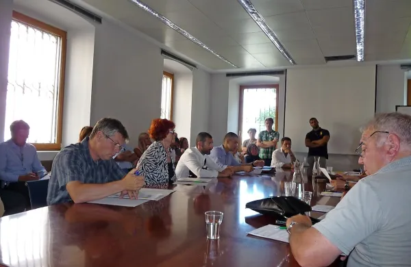 V nakup nekdanje  slaščičarne na Pristaniški ulici se je podalo kar šest interesentov.