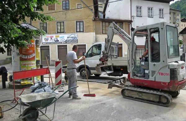   Novo optično omrežje bo Idrijo virtualno povezalo s svetom 
...
