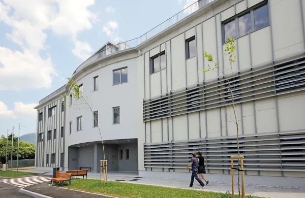 V Novi Gorici so odprli nov varstveno delovni center.