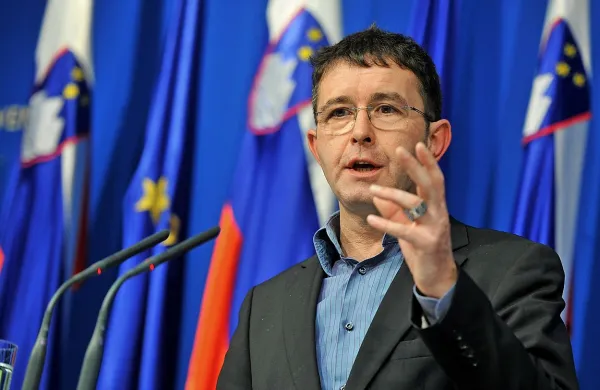 Minister za javno upravo Boris Koprivnikar