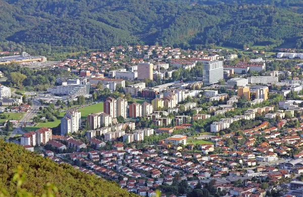 V  slovenskih mestih se kakovost zraka izboljšuje.