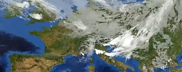 Ob hladni vremenski fronti, ki se je pomikala preko srednjeevropskih držav, pronica proti nam nekoliko hladnejši 
zrak.

