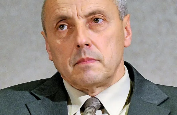 Jože Kozina: “Denar je izginil v plesu kupovanja 
in preprodaje delnic. To je realnost, ki jo bomo 
morali Slovenci preboleti.” 