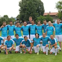 Princ Albert II pred &scaron;tiritisočglavo množico