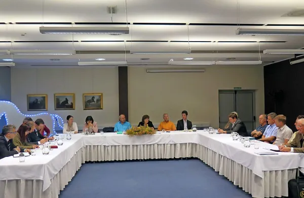  Problem Lipice Turizma je treba rešiti do jeseni, v nasprotnem 
primeru sindikat napoveduje protest in stavko.