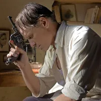 Viggo Mortensen, Daleč od ljudi