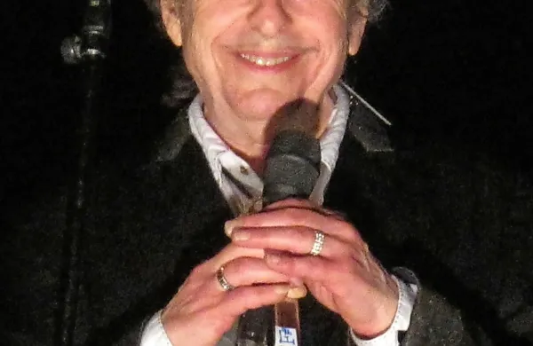 Bob Dylan med zadnjim nastopom v Ljubljani 13. junija 
2010.