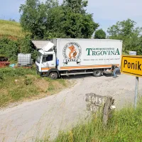 Pozor va&scaron;čani, trgovina gre