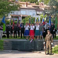 Država ne pade z neba