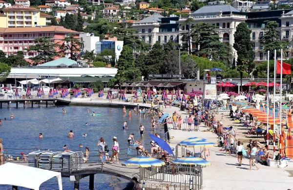 Portoroški hotelirji si ne morejo več privoščiti zasoljenih 
cen.