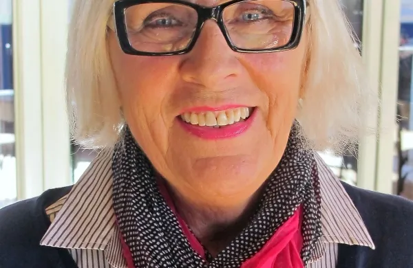 Irena Dolinšek 