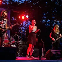 Tudi Kraševci imajo vse, kar imajo veliki, tudi žensko rock skupino S.H.I.T.
