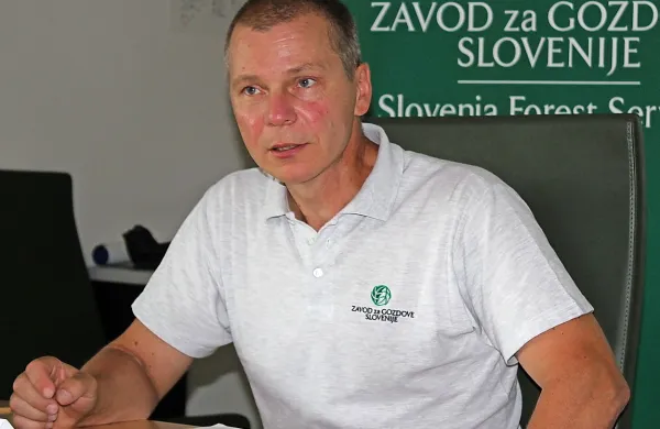 Damjan Oražem: “Z neizvajanjem ukrepov 
lastniki gozdov ne škodijo ne samo sebi, temveč 
tudi vsem državljanom, ki  uživamo ostale socialne 
in ekološke funkcije gozda.” 
