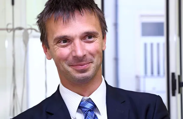 Matevž Ravnikar: 
“Očitno smo dovolj 
močan in dovolj 
ugleden zdravstveni 
dom, da zdravnike 
zanima delo pri nas. 
Gotovo pa je kriterij 
tudi privlačnost 
morja.”